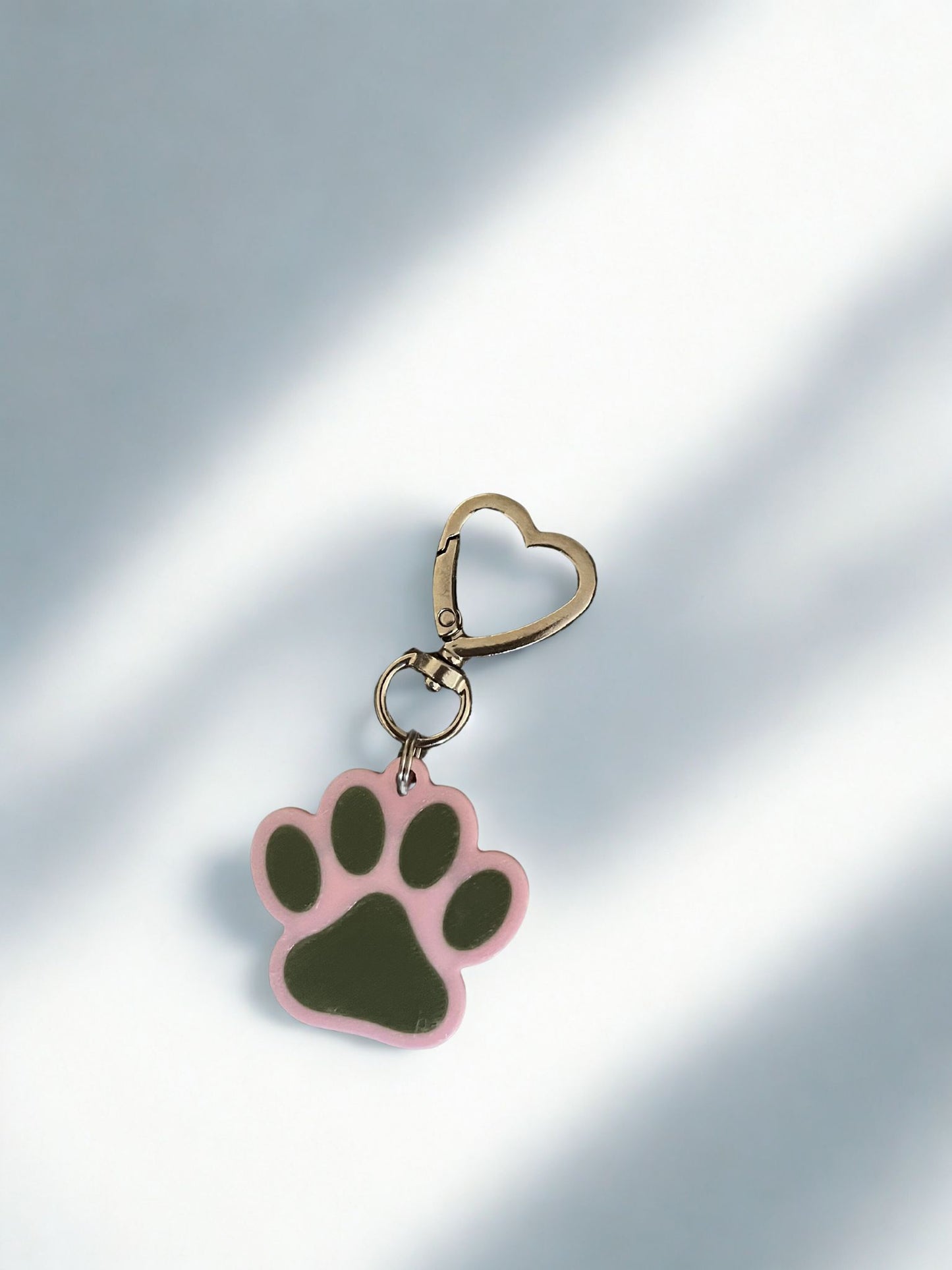 TREATSY ID - NFC TAG for DOGS